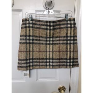 Wool Burberry mini skirt